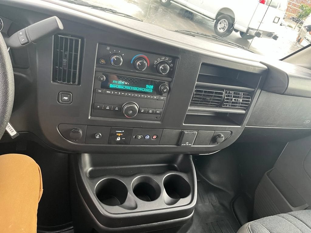 2025 GMC Savana Cargo Work Van