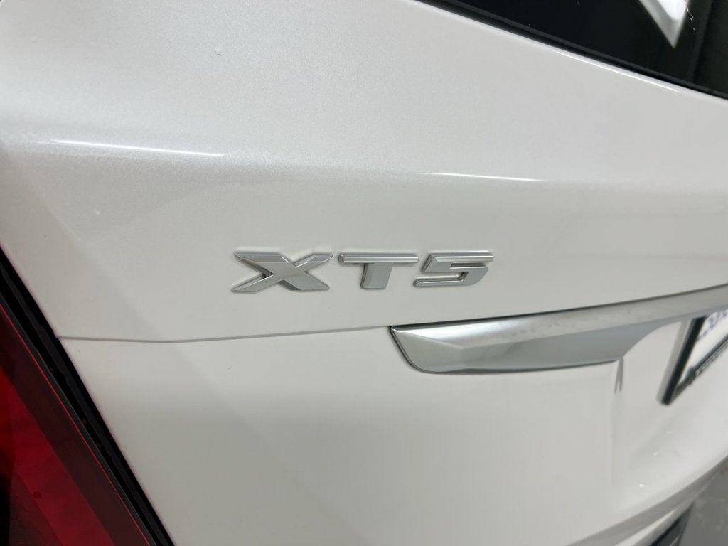 2020 Cadillac XT5 Premium Luxury AWD