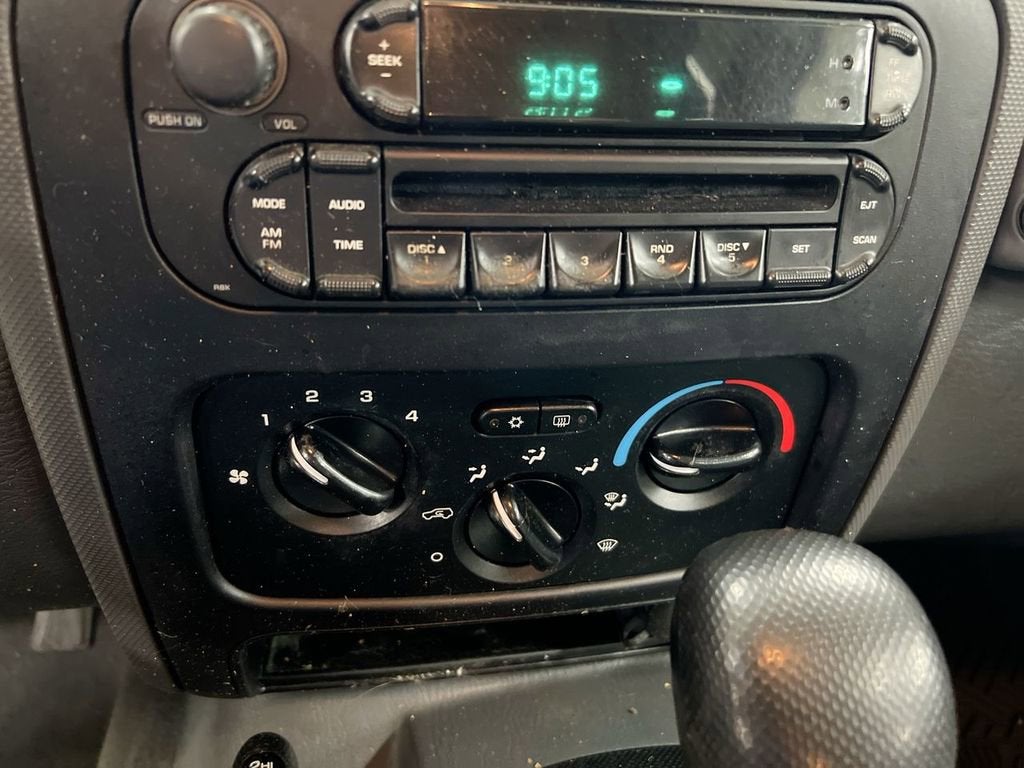 2005 Jeep Liberty Sport