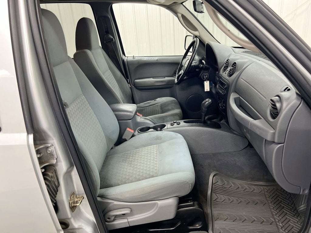 2005 Jeep Liberty Sport