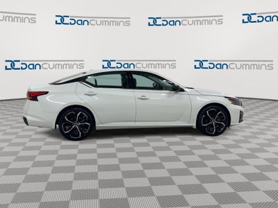 2025 Nissan Altima SR