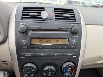 2009 Toyota Corolla 4dr Sdn Man (Natl)