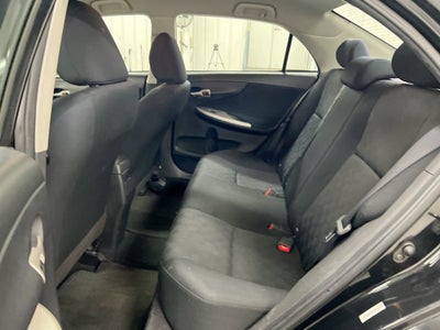 2010 Toyota Corolla 4dr Sdn Man (Natl)