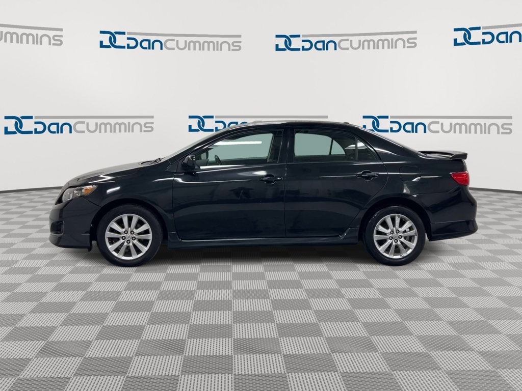 2010 Toyota Corolla 4dr Sdn Man (Natl)
