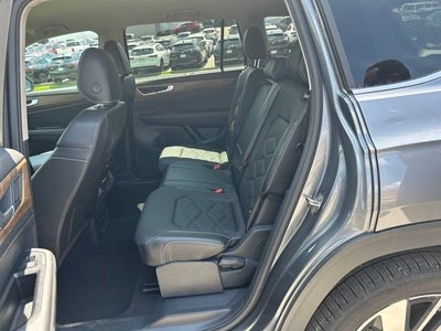 2025 Volkswagen Atlas 2.0T SE w/Technology