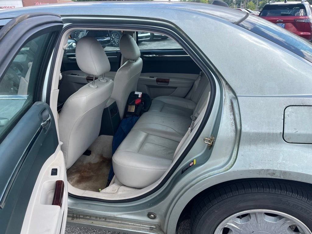 2005 Chrysler 300 300 Touring