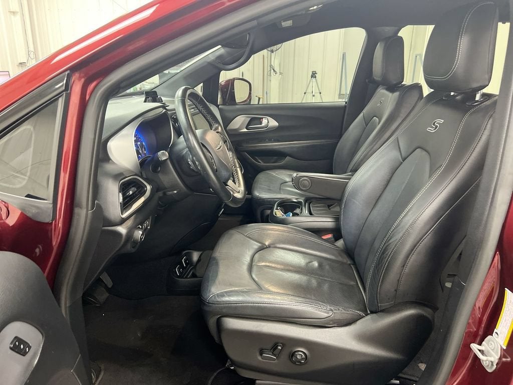 2020 Chrysler Pacifica Touring L