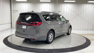 2021 Chrysler Pacifica Touring