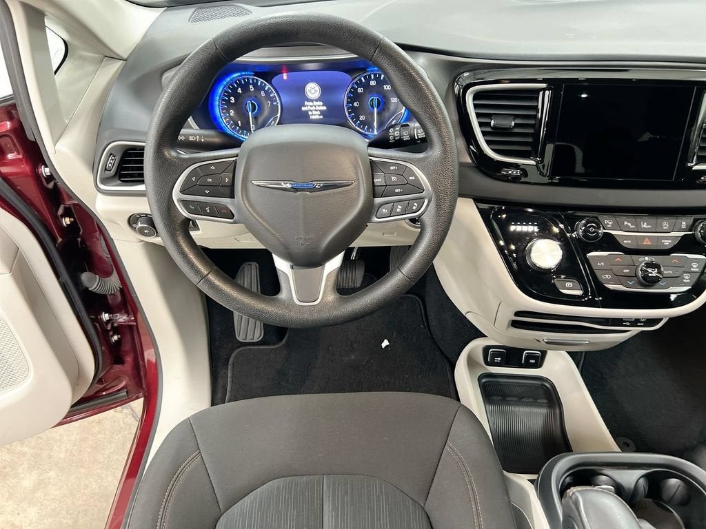2020 Chrysler Pacifica Touring