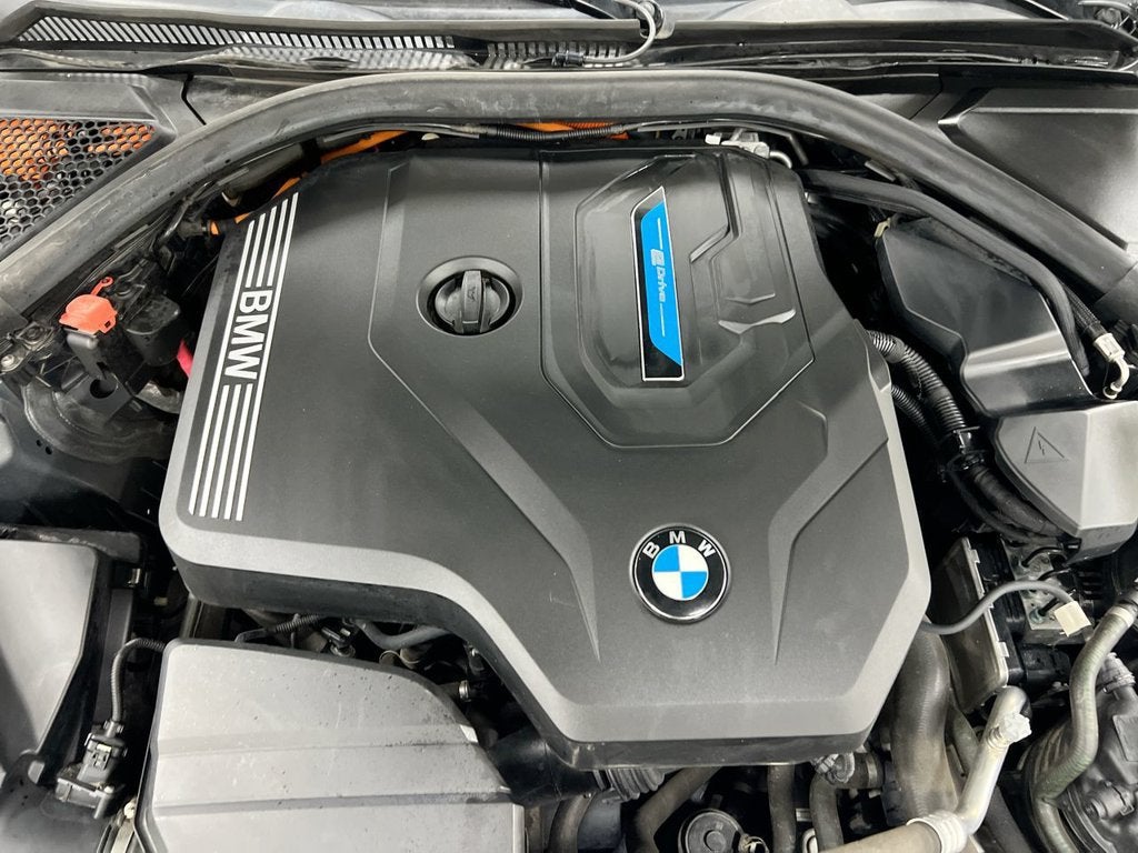 2023 BMW 3 Series 330e