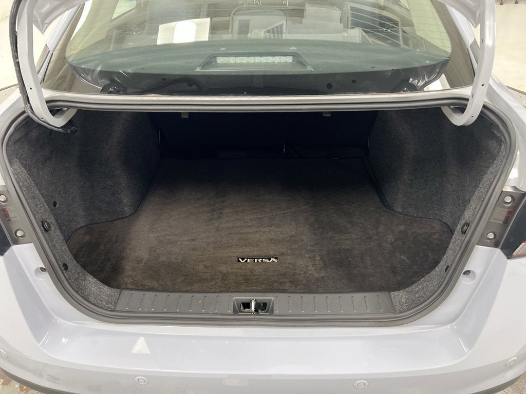 2024 Nissan Versa SV