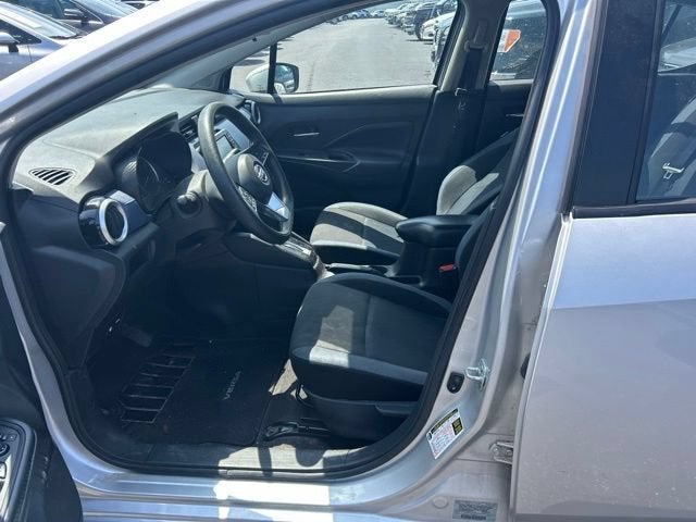 2023 Nissan Versa SV
