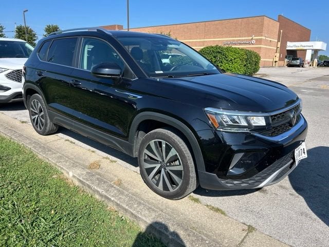 2024 Volkswagen Taos SE