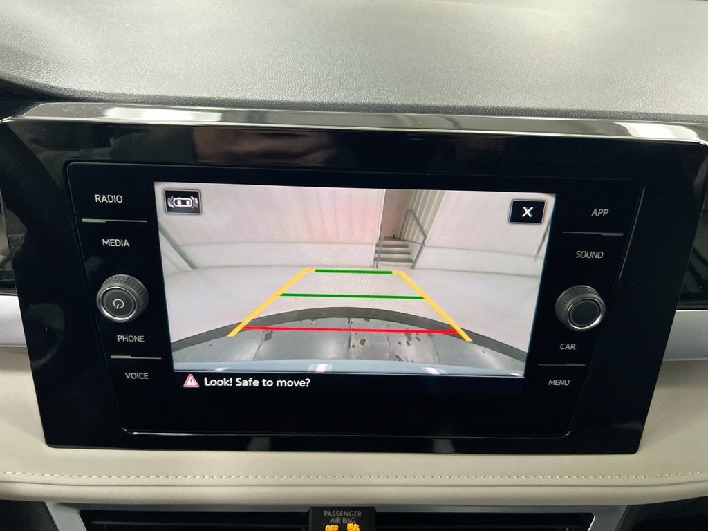 2025 Volkswagen Taos SE