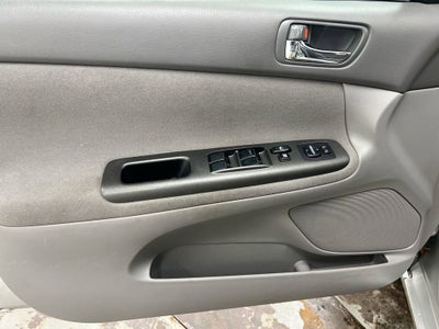 2005 Toyota Camry STD