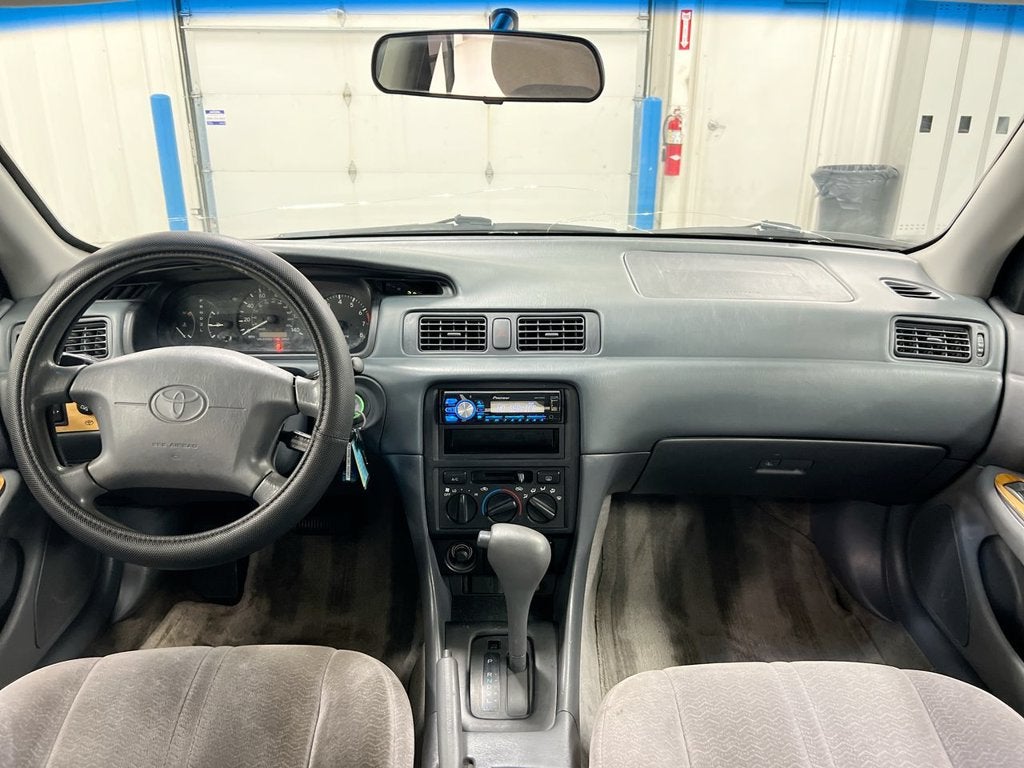 1997 Toyota Camry LE