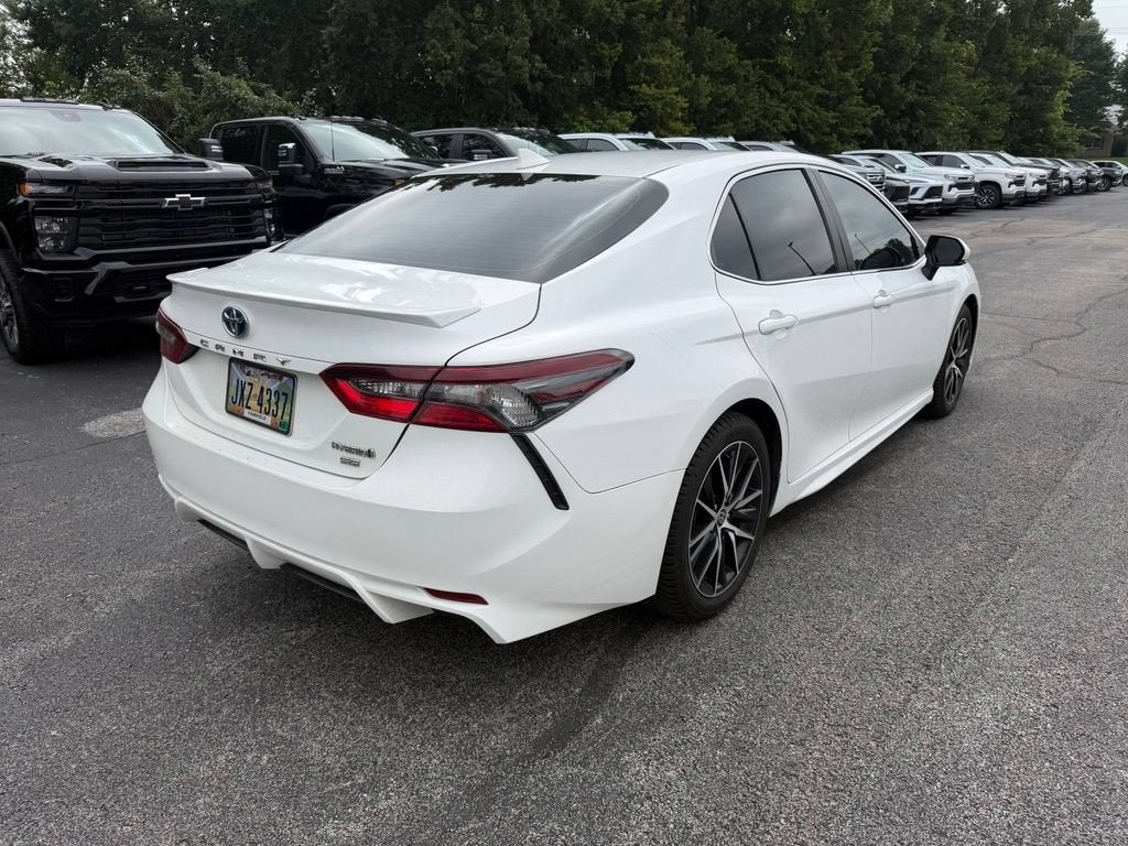 2023 Toyota Camry Hybrid SE