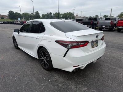 2023 Toyota Camry Hybrid SE
