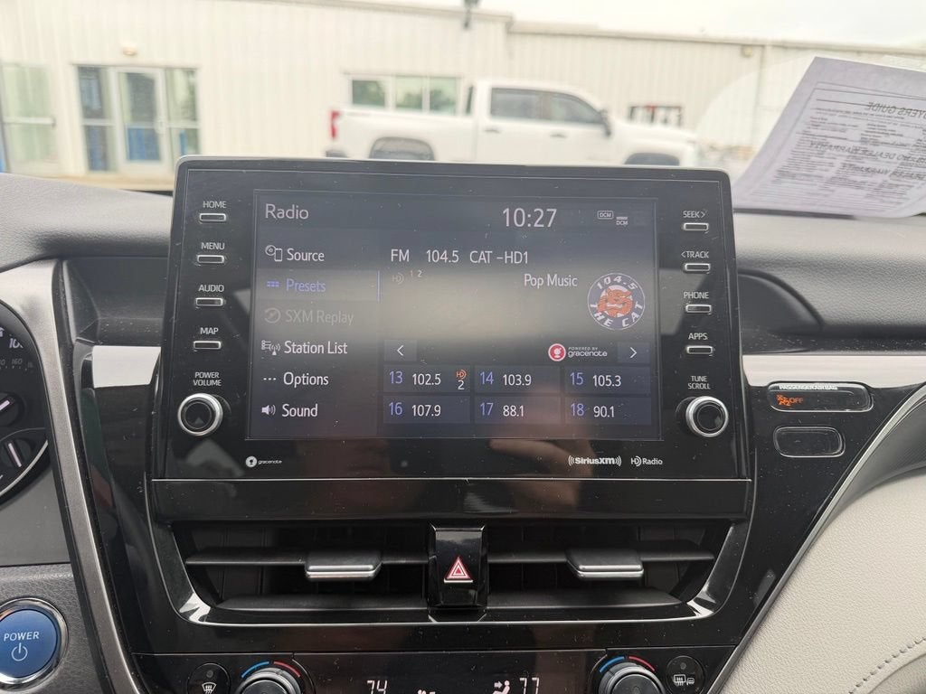 2023 Toyota Camry Hybrid SE