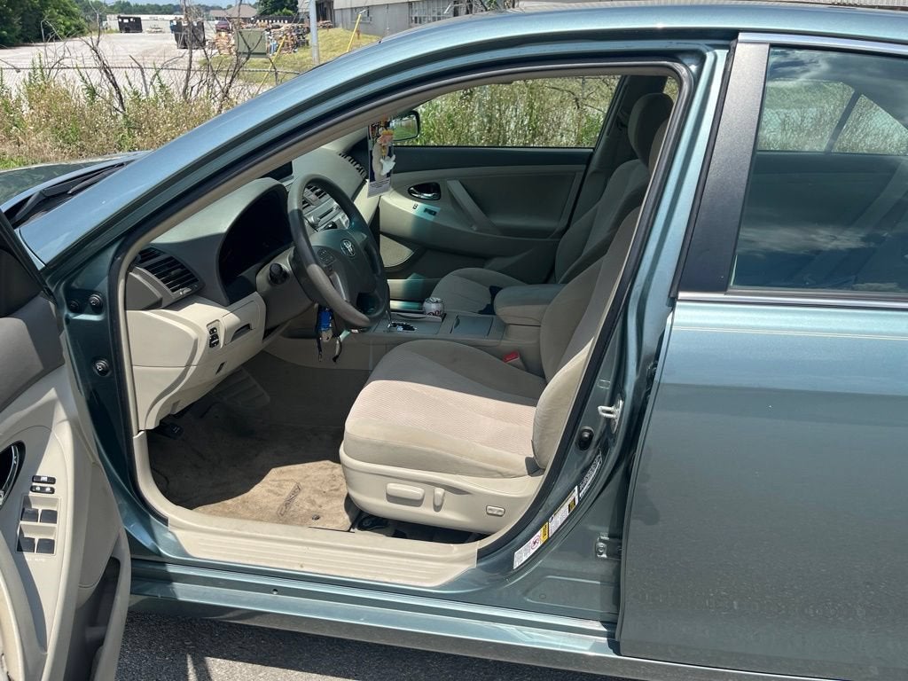 2010 Toyota Camry 4dr Sdn I4 Man (Natl)