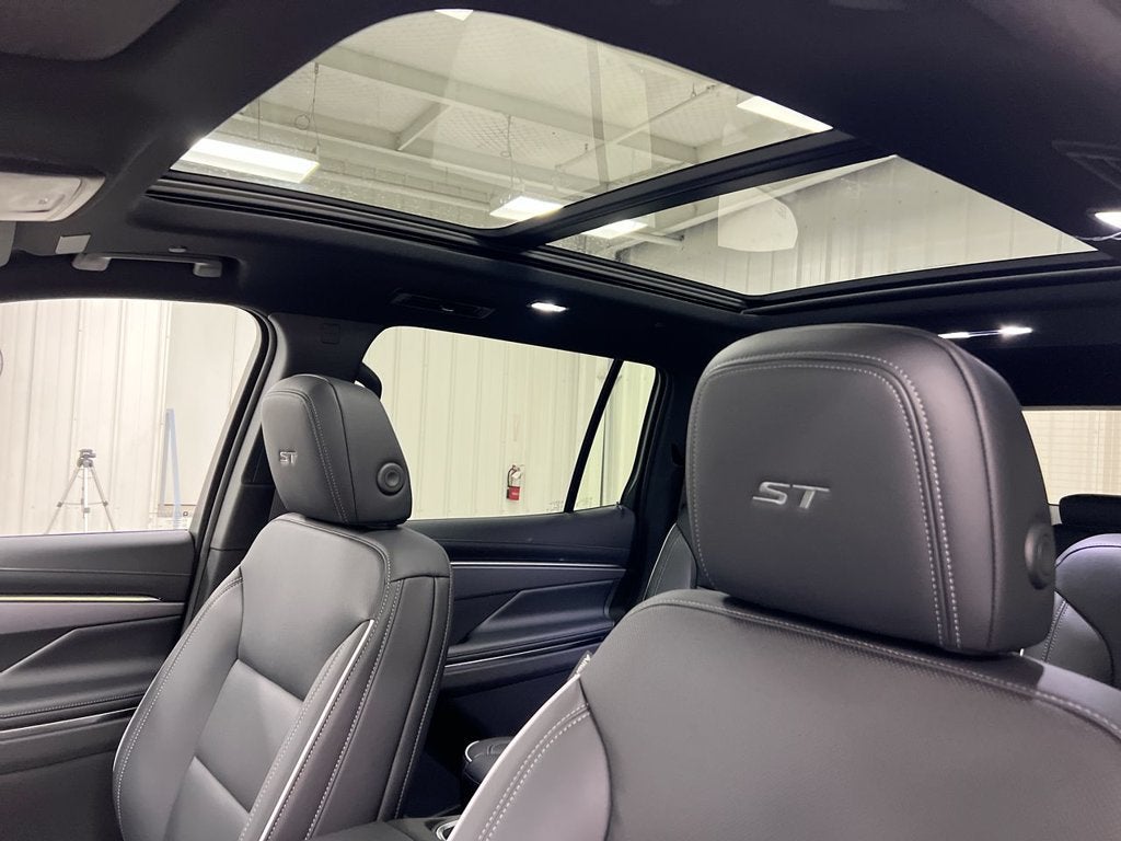 2027 Buick Enclave Sport Touring