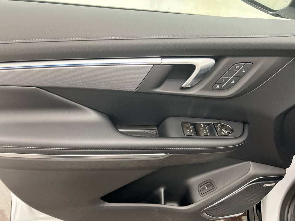 2027 Buick Enclave Sport Touring - Photo 22