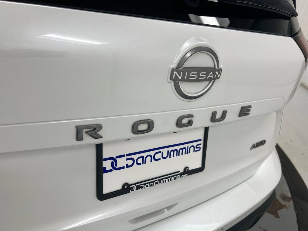 2025 Nissan Rogue SV