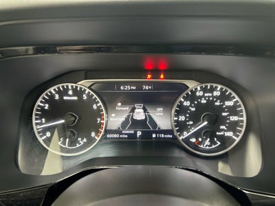 2023 Nissan Pathfinder SV