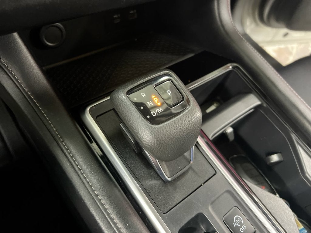 2023 Nissan Pathfinder SV