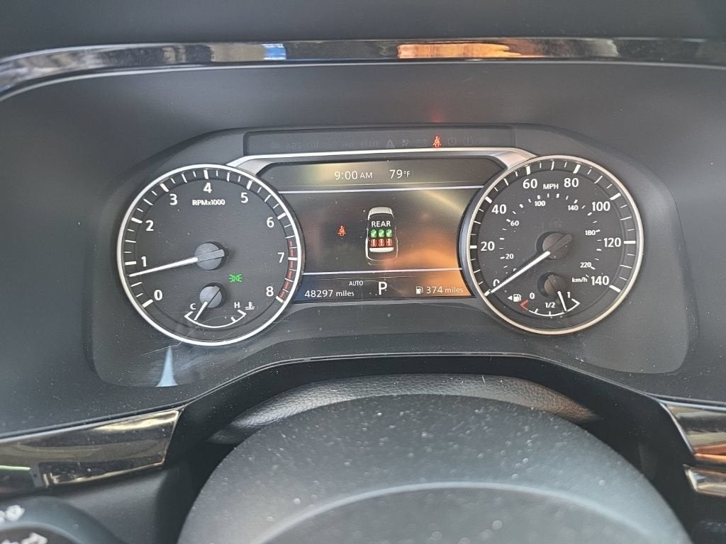 2025 Nissan Pathfinder SV