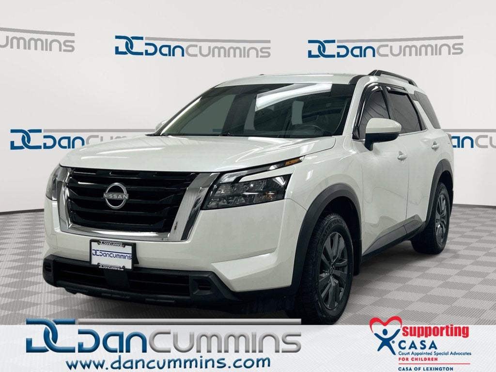 2024 Nissan Pathfinder SV