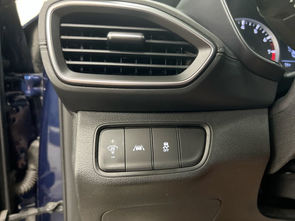 2020 Hyundai Santa Fe SE
