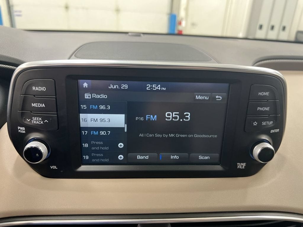 2019 Hyundai Santa Fe SE