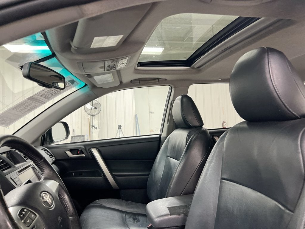 2012 Toyota Highlander 4WD 4dr V6 (Natl)