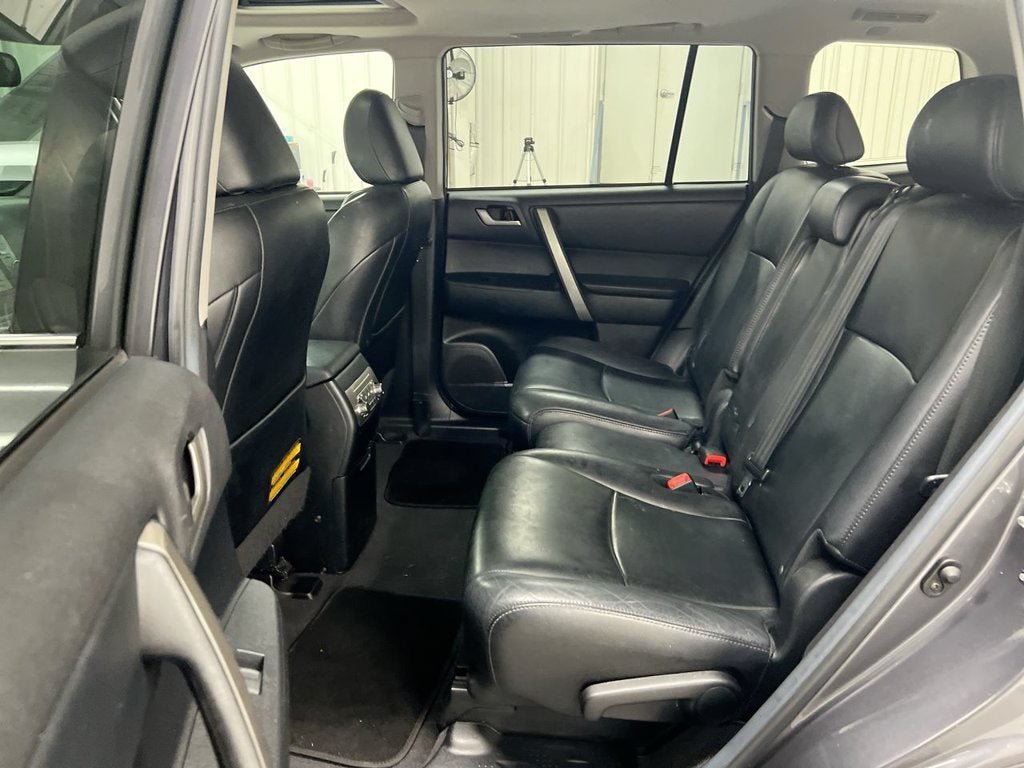 2012 Toyota Highlander 4WD 4dr V6 (Natl)