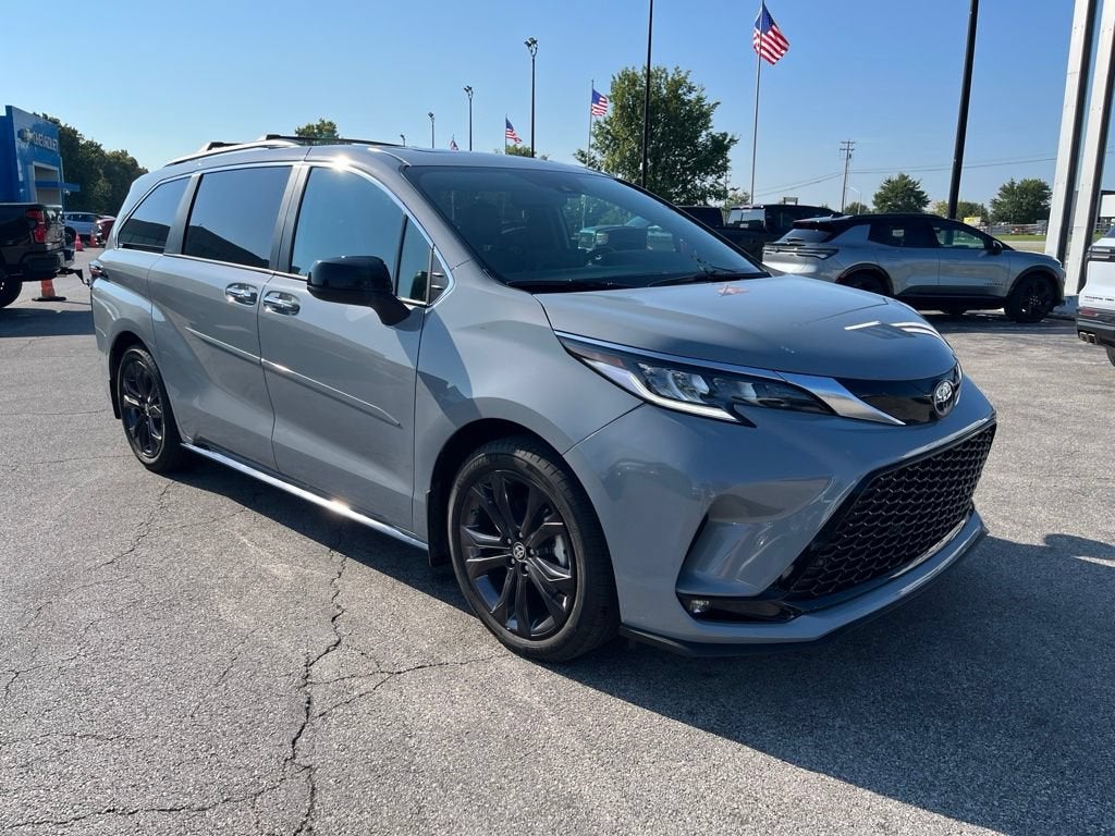 2024 Toyota Sienna XSE