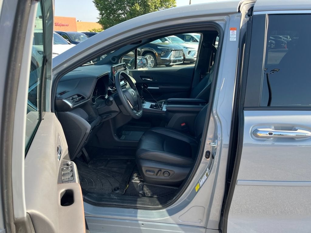 2024 Toyota Sienna XSE