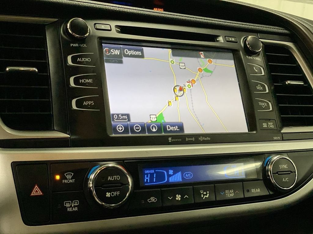 2018 Toyota Highlander SE