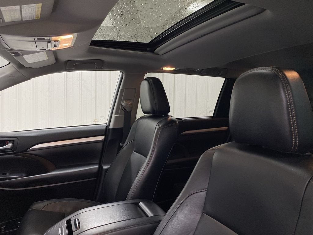 2018 Toyota Highlander SE
