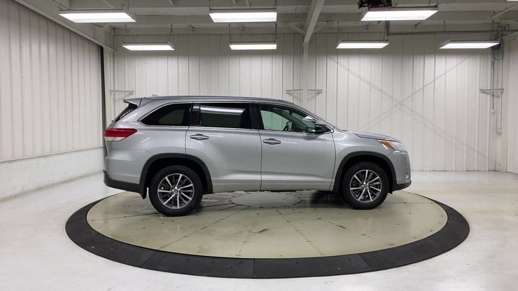 2018 Toyota Highlander SE