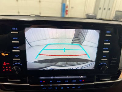 2023 Toyota Sienna LE