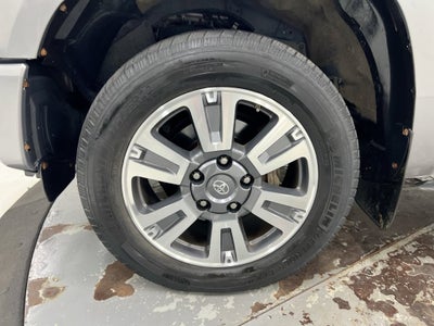 2018 Toyota Tundra 4WD SR5