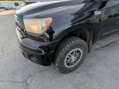 2012 Toyota Tundra 4WD Truck Double Cab 5.7L FFV V8 6-Spd AT (Natl)