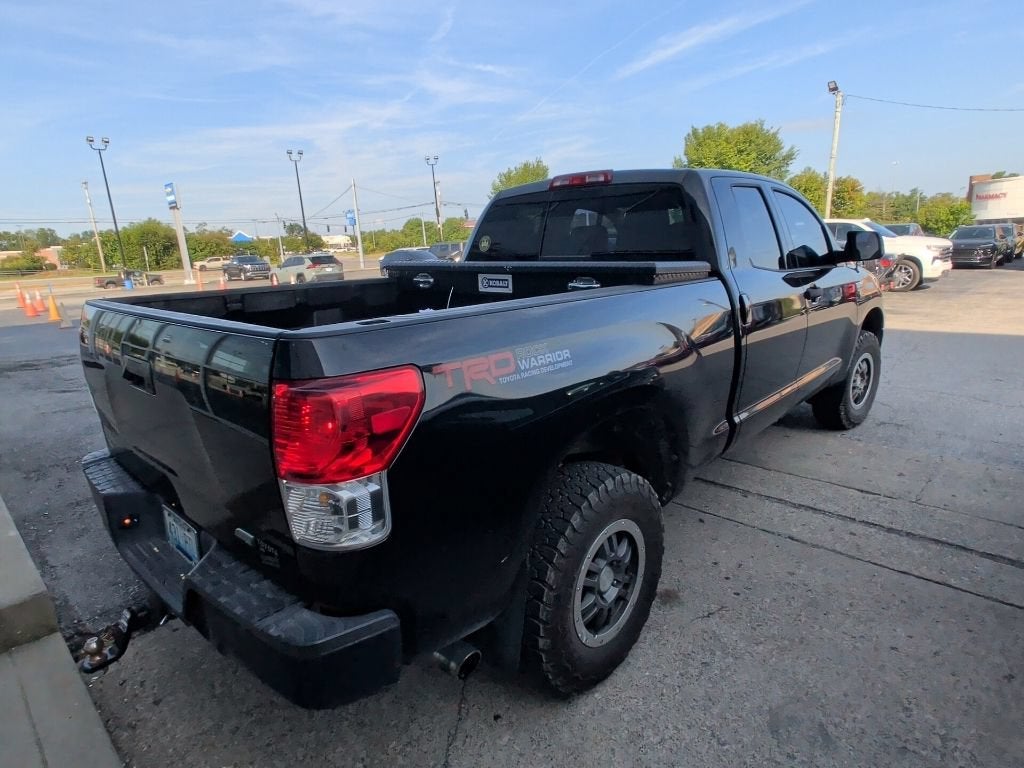 2012 Toyota Tundra 4WD Truck Double Cab 5.7L FFV V8 6-Spd AT (Natl)