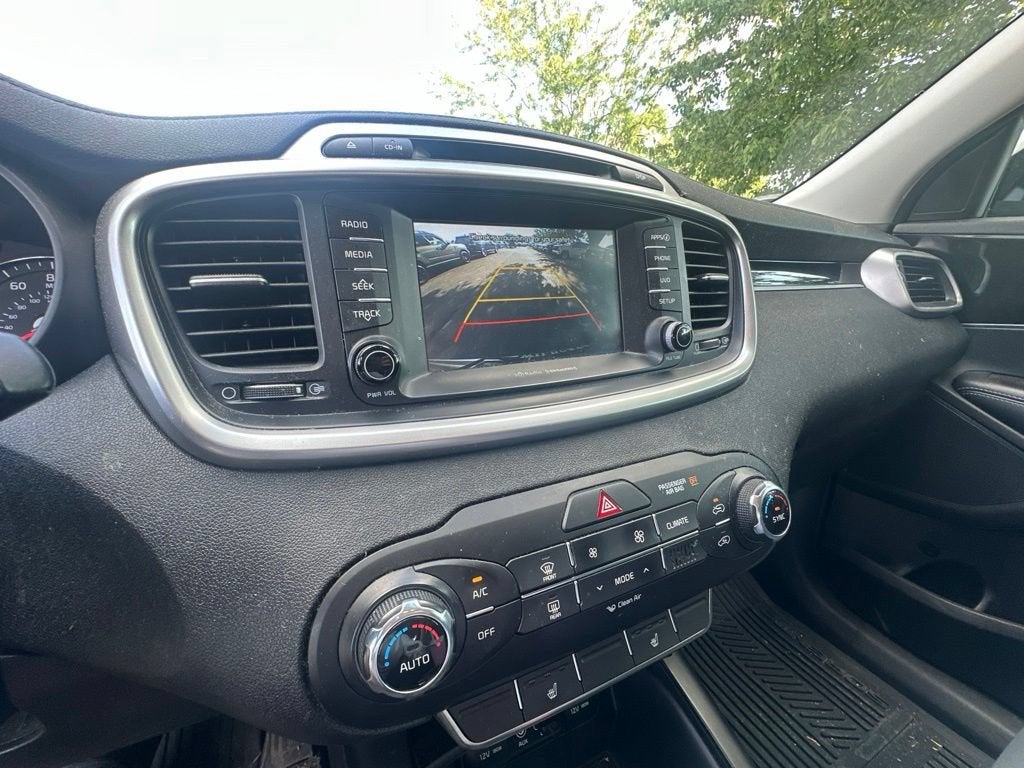 2018 Kia Sorento LX