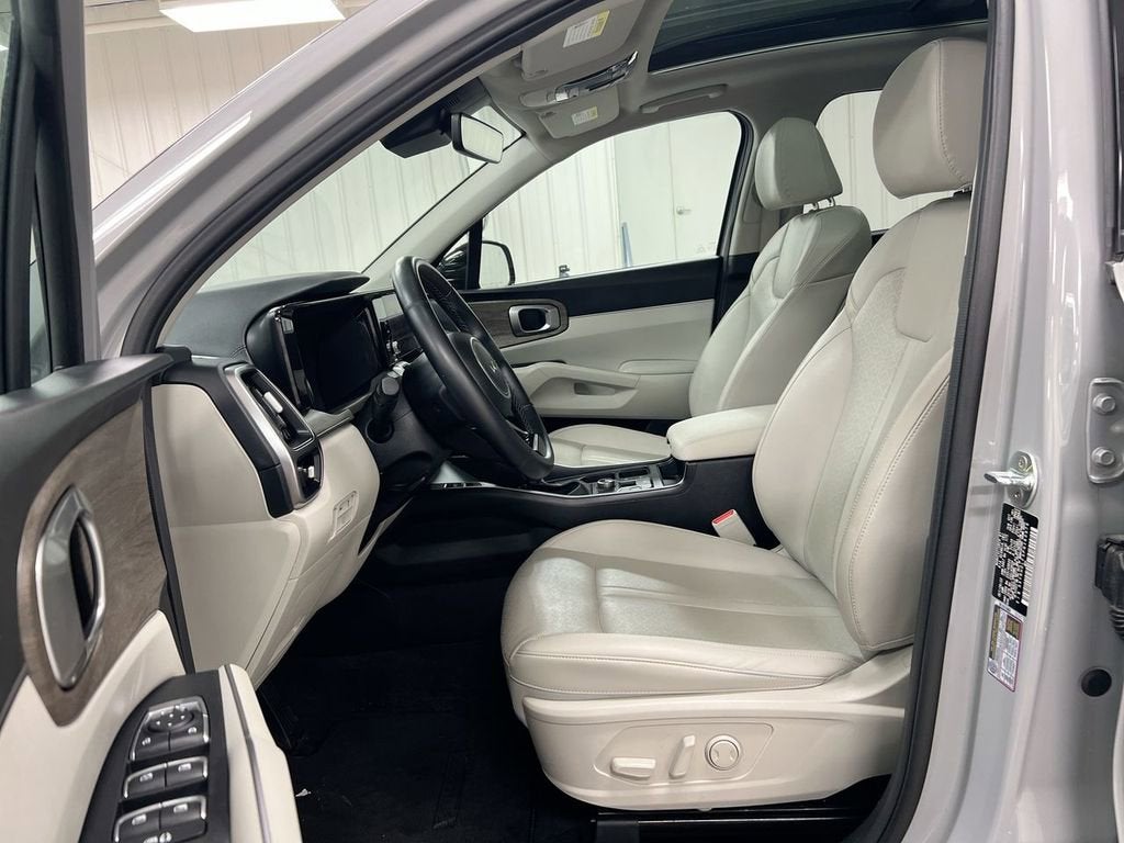 2023 Kia Sorento X-Line EX