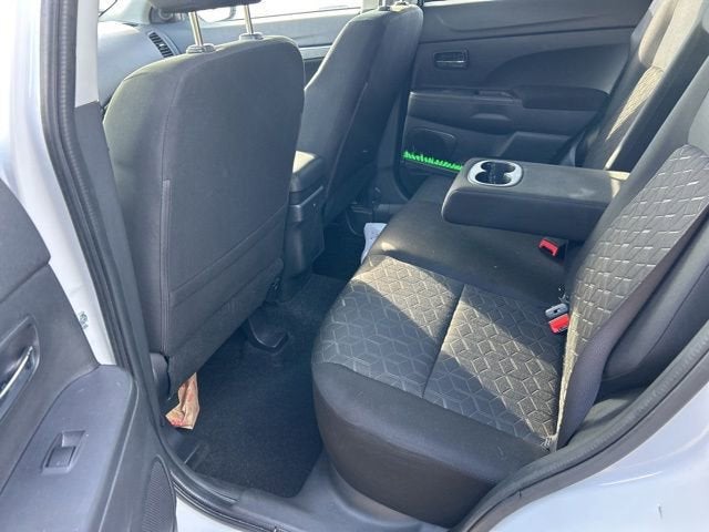 2024 Mitsubishi Outlander Sport S