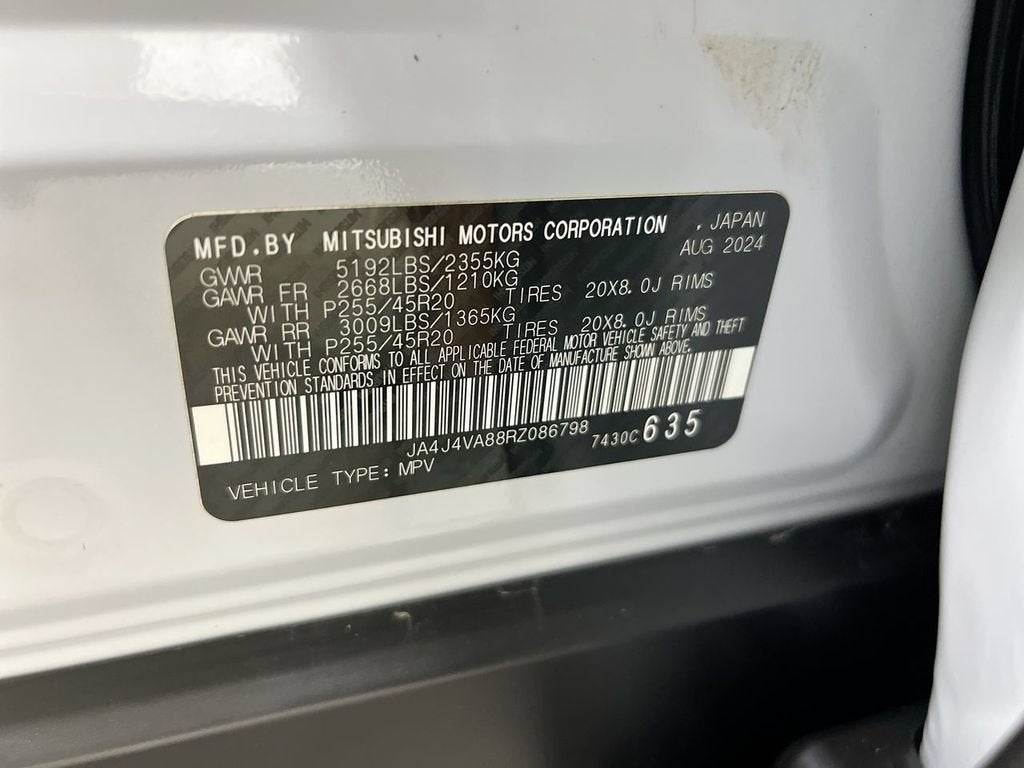 2024 Mitsubishi Outlander SE