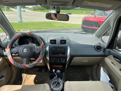 2011 Suzuki SX4 LE