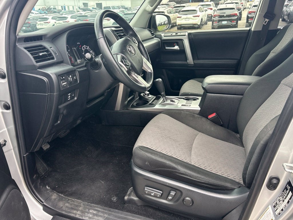 2022 Toyota 4Runner SR5